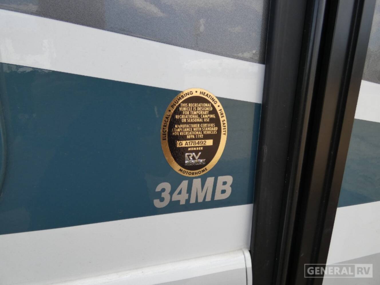 A photo of this 2026 Fleetwood FORTIS 34MB