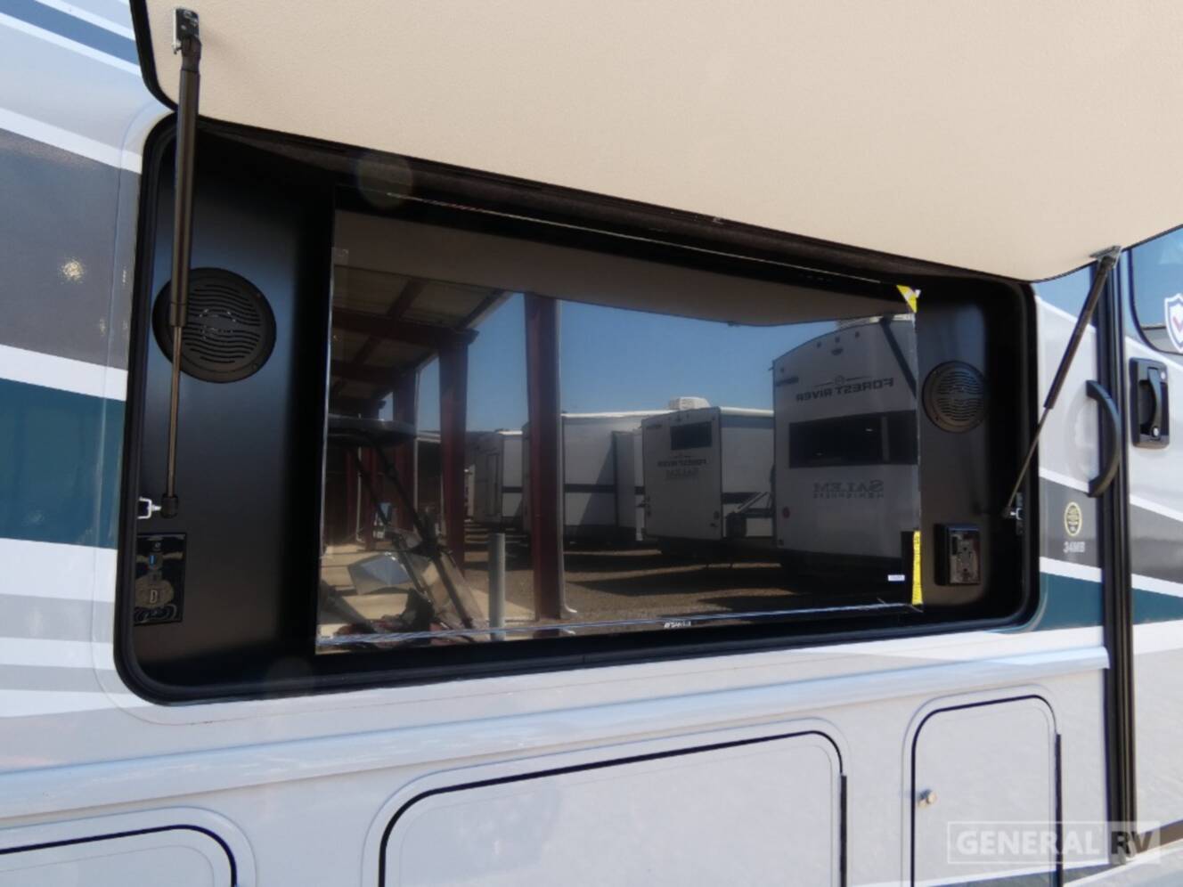 A photo of this 2026 Fleetwood FORTIS 34MB