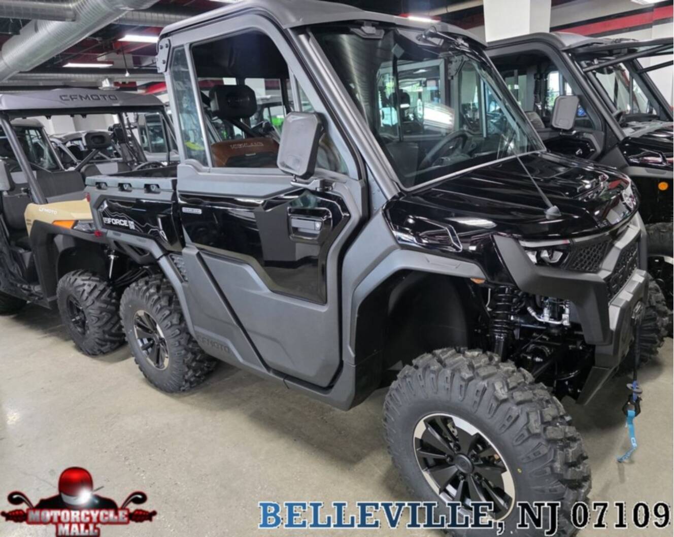 A photo of this 2027 CFMOTO UFORCE U10 Pro Highland EPS