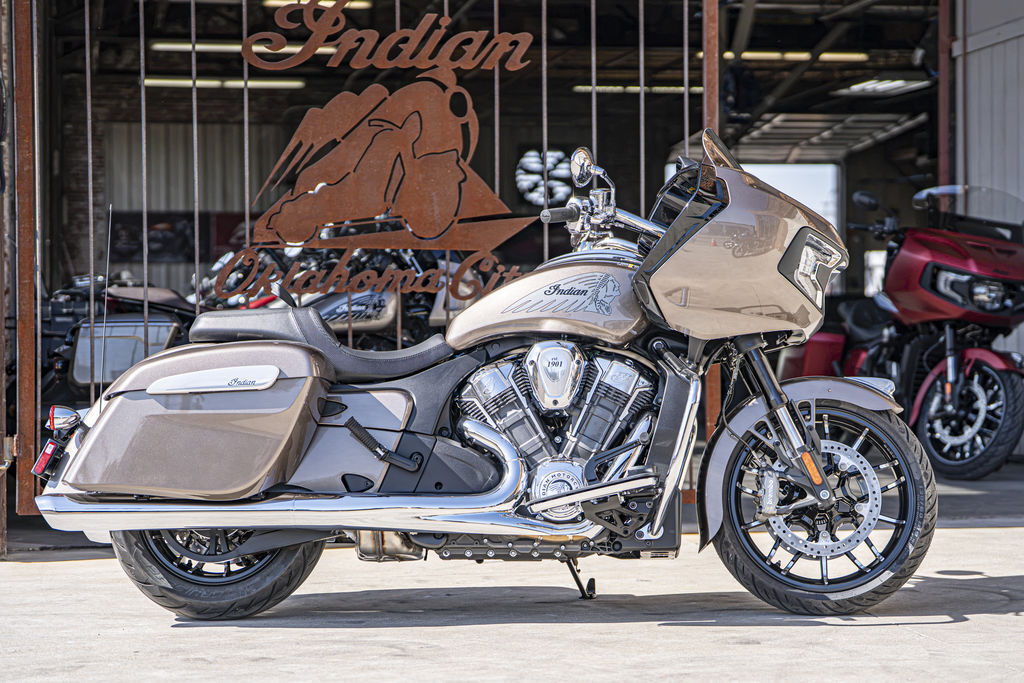 2026 Indian Motorcycle® Challenger® Limited Nara Bronze Metallic LIMITED in Oklahoma City, OK