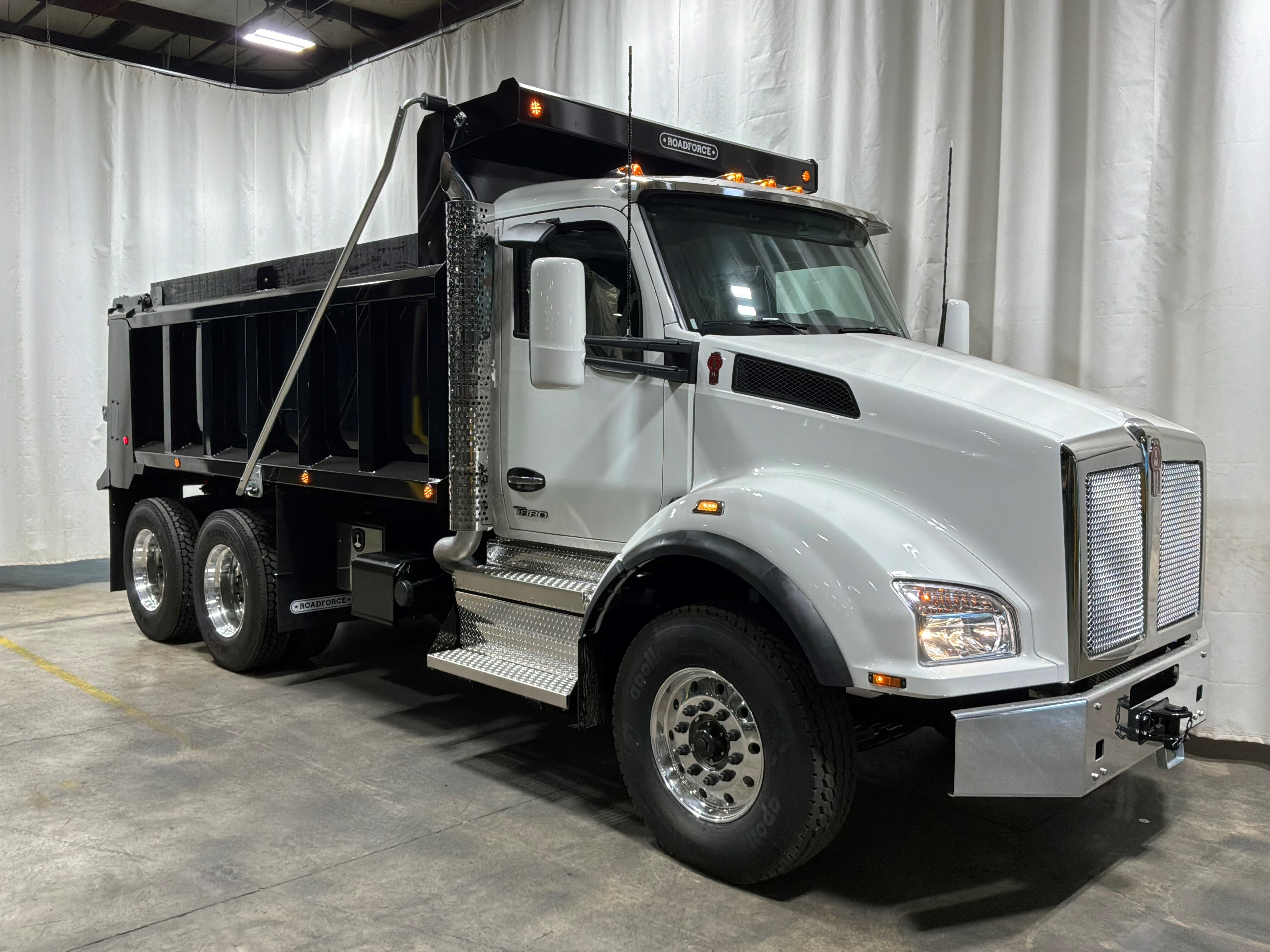 2027 KENWORTH T880S PH in Gainesville, GA