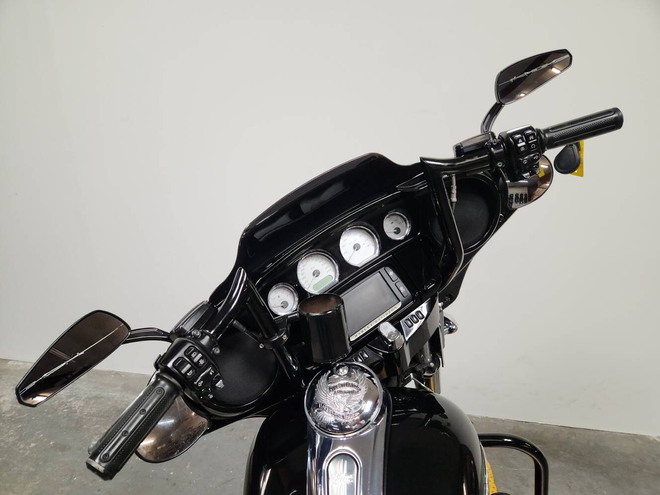 A photo of this 2017 Harley-Davidson® Street Glide® Special