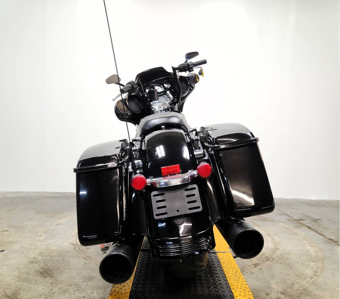A photo of this 2017 Harley-Davidson® Street Glide® Special