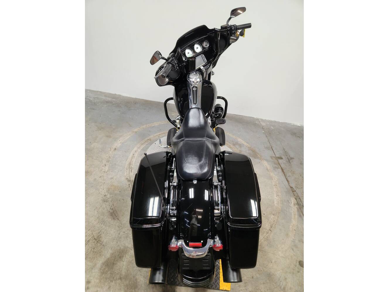 A photo of this 2017 Harley-Davidson® Street Glide® Special