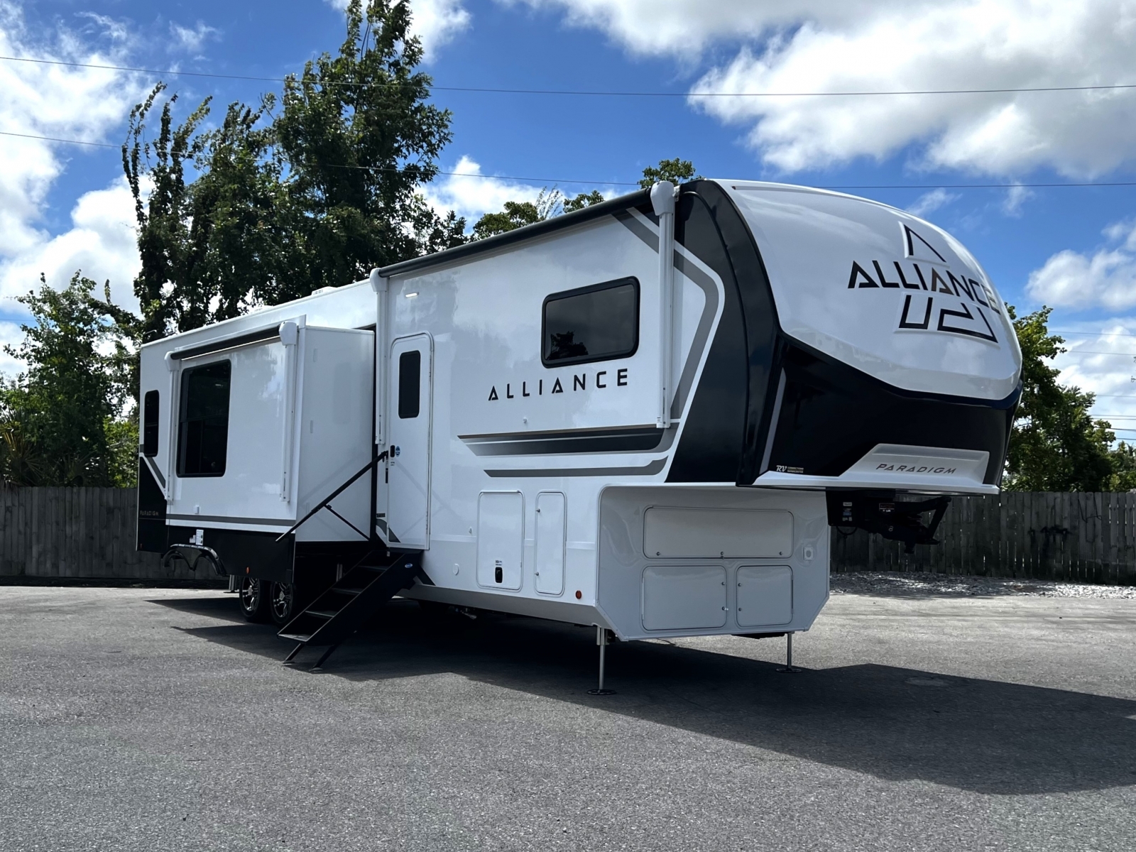 2027 Alliance Rv Paradigm 395DS in panama city FL