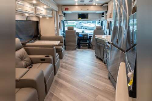 2026 Fleetwood BOUNDER 33C in sanford FL