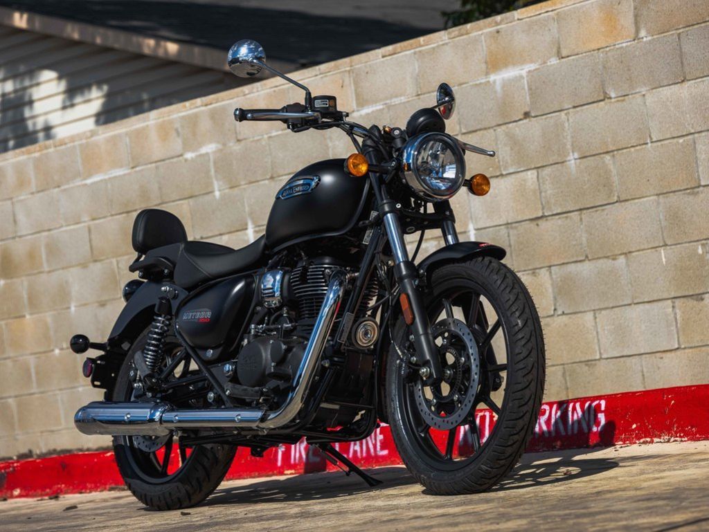 2024 Royal Enfield Meteor 350 Stellar Black 350 in New Braunfels, TX