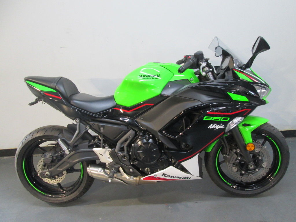 2022 Kawasaki Ninja® 650 KRT Edition 650 KRT in Lewis Center, OH