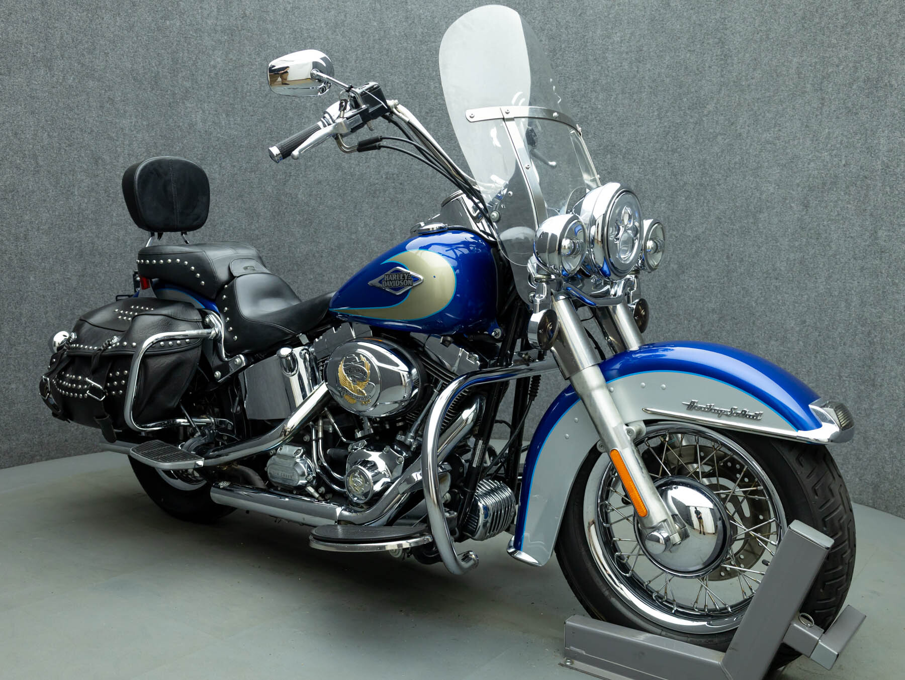 2010 Harley Davidson FLSTC HERITAGE SOFTAIL CLASSIC CLASSIC in Pembroke, NH
