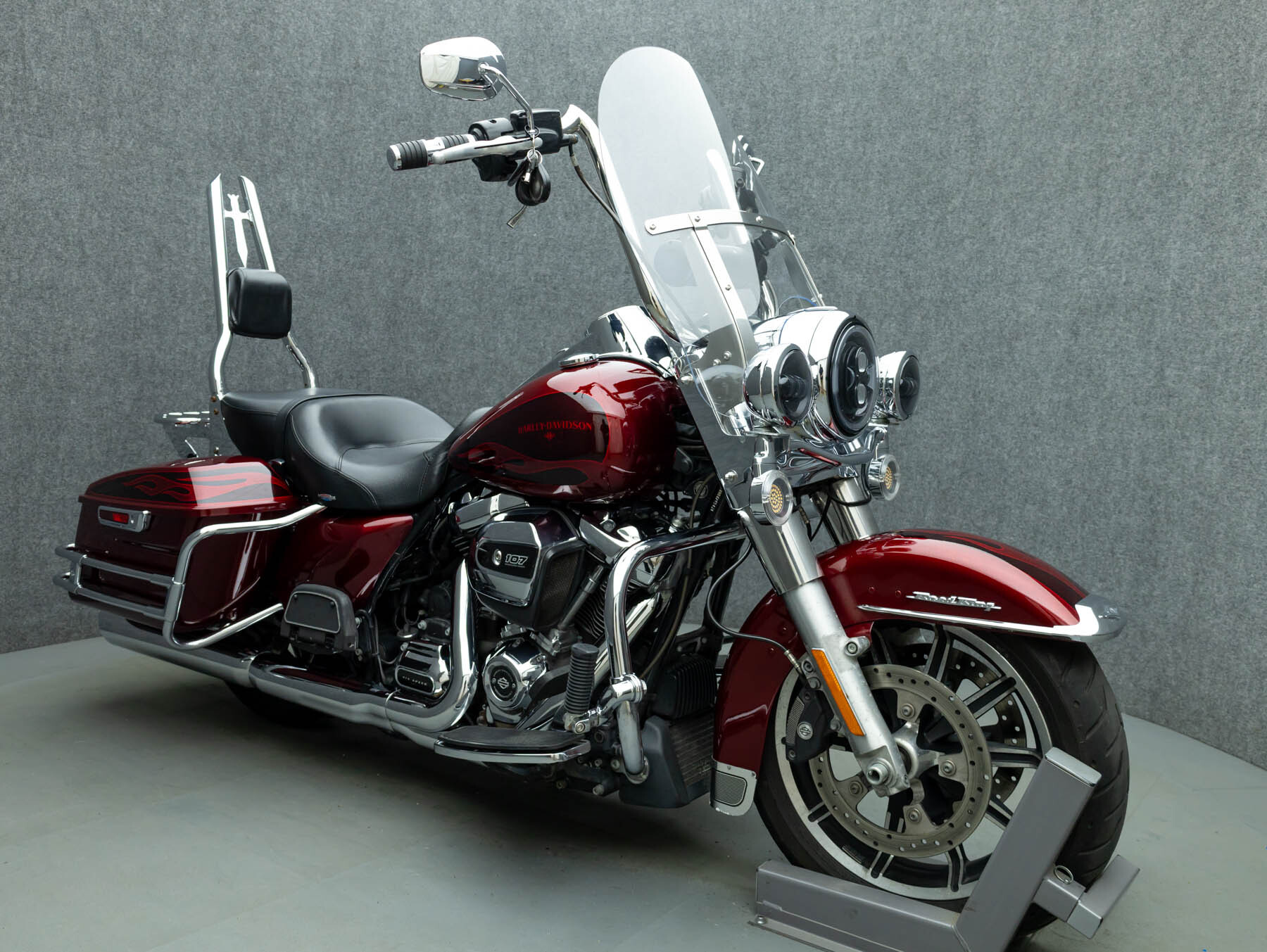 2017 Harley Davidson FLHR ROAD KING W/ABS FLHRC in Pembroke, NH