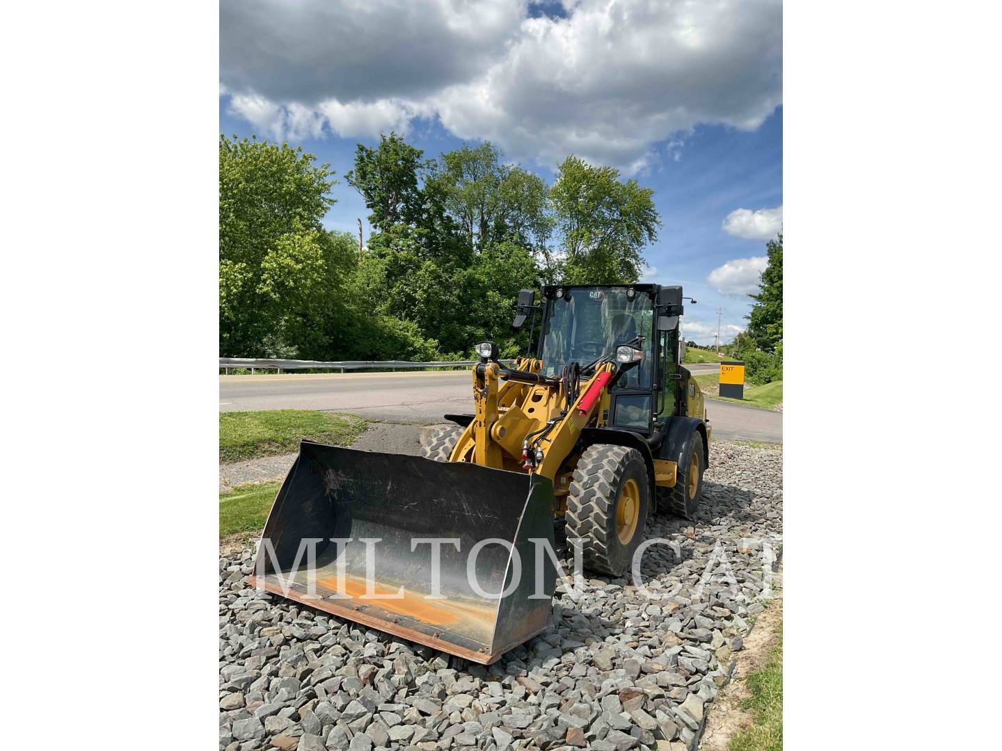 2024 CAT 906 in Binghamton, NY