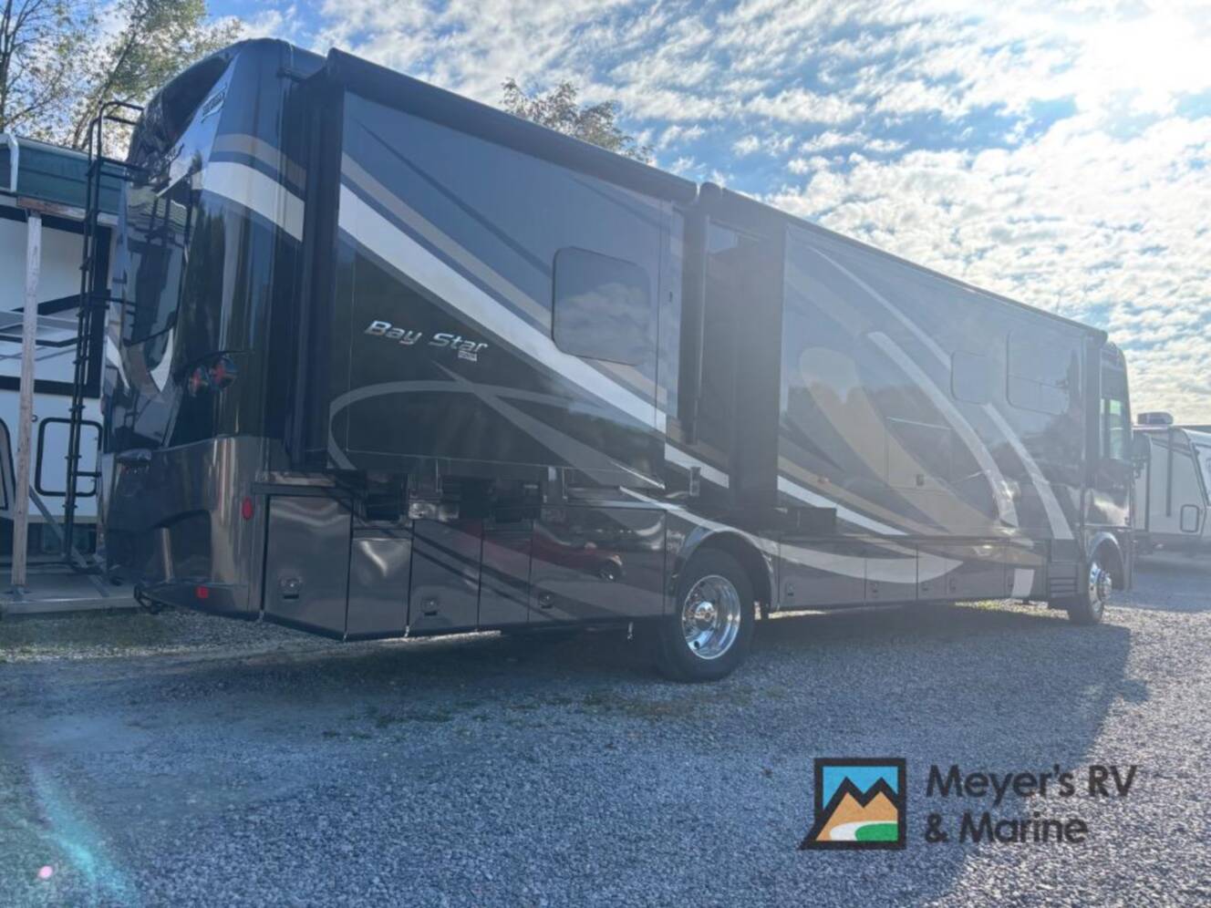 A photo of this 2021 Newmar Bay Star 3626