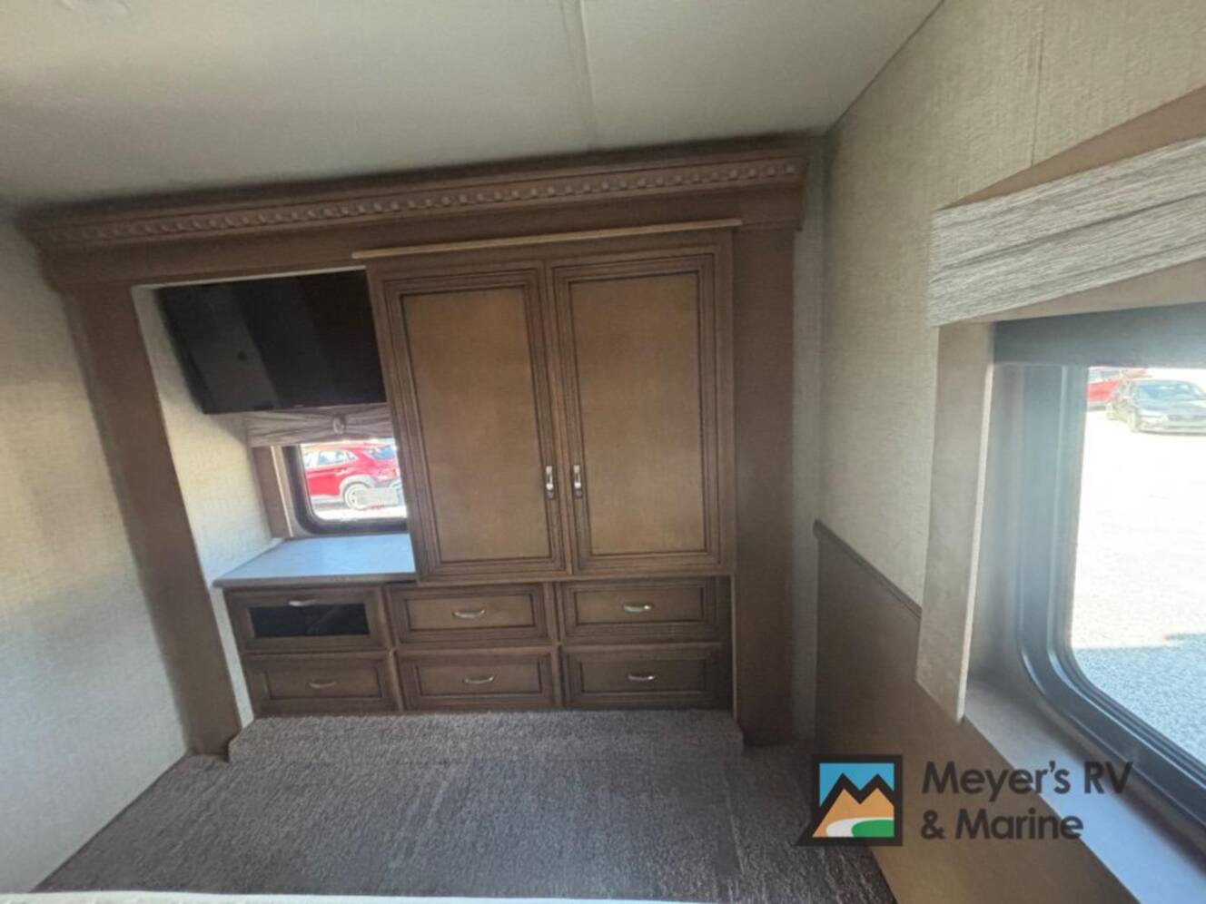 A photo of this 2021 Newmar Bay Star 3626