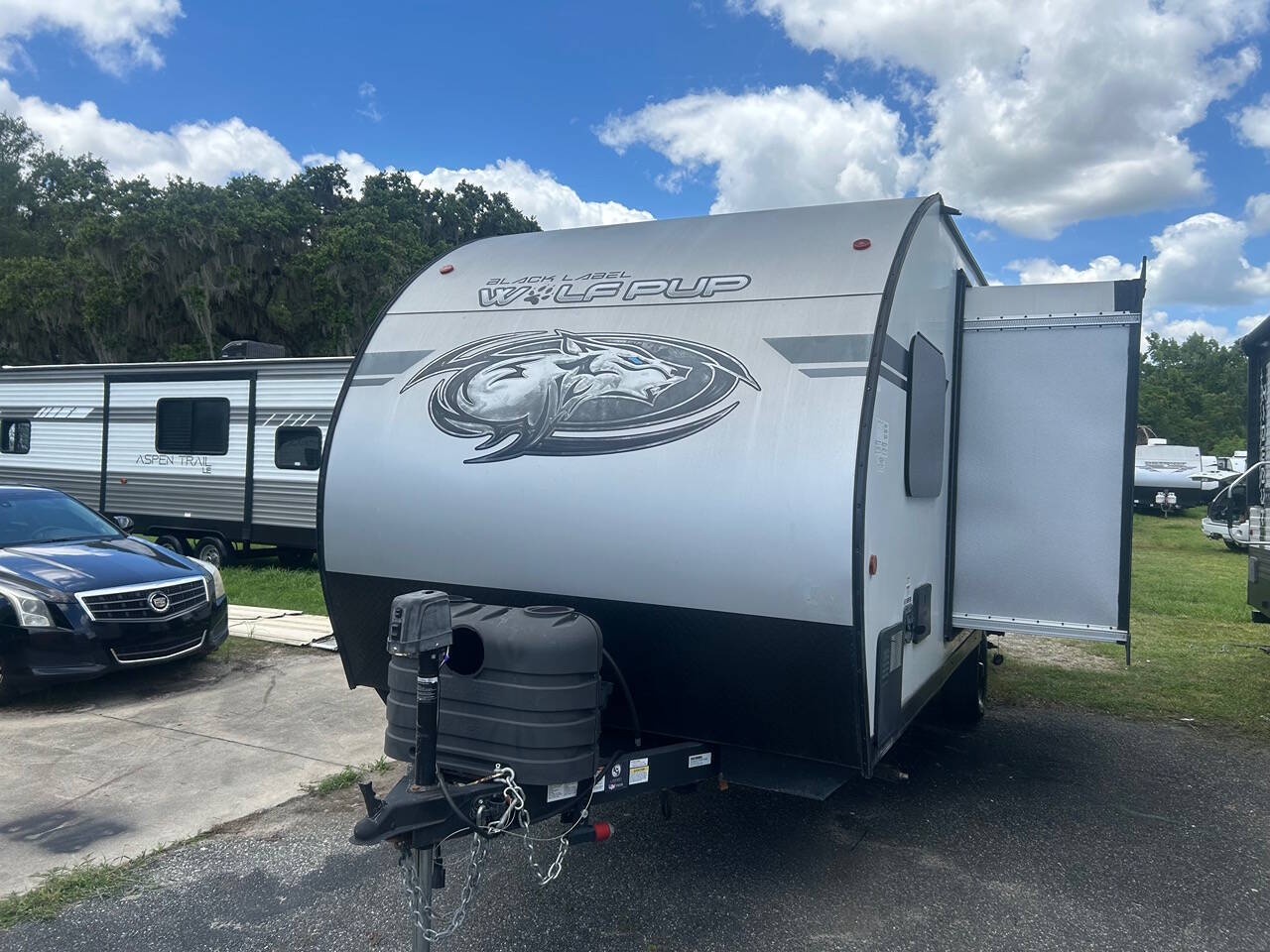 2021 Forest River Cherokee Wolf Pup Black Label in ocala FL