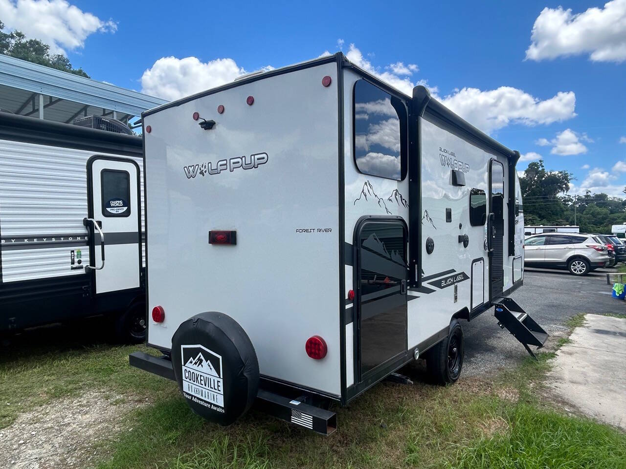 2021 Forest River Cherokee Wolf Pup Black Label in ocala FL