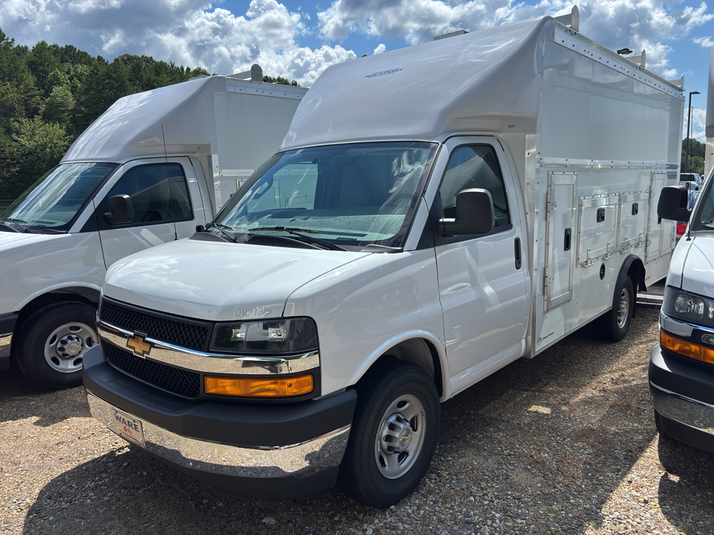 2025 CHEVROLET Express 3500 in Blairsville, GA