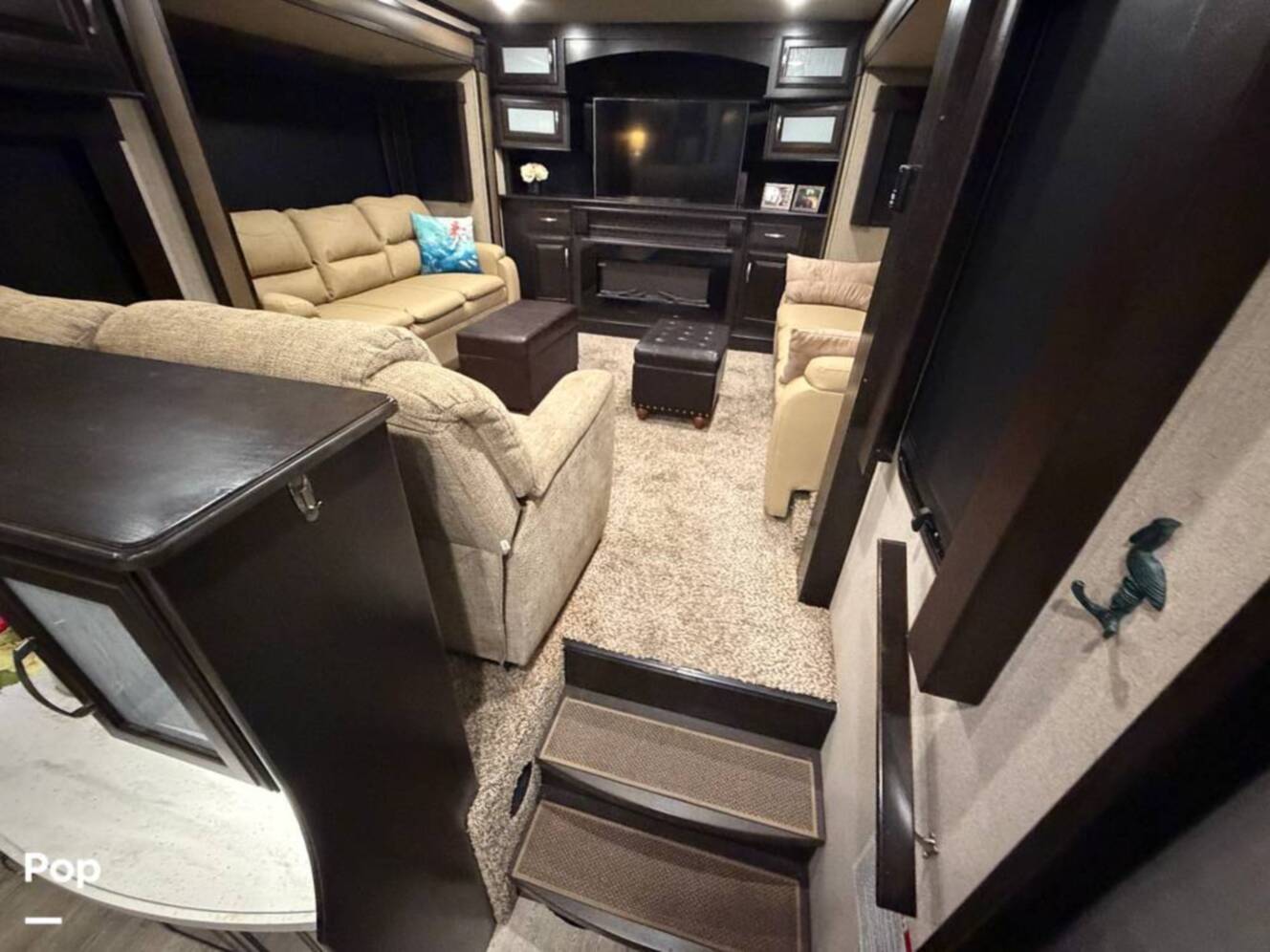 A photo of this 2017 Grand Design Momentum 376TH