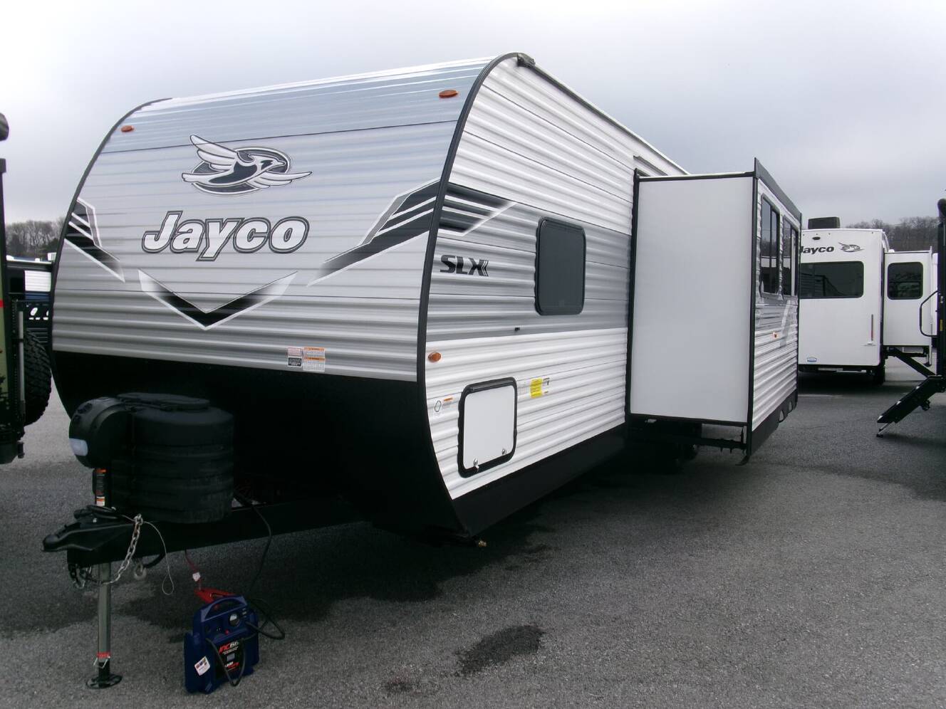 A photo of this 2026 Jayco Jay Flight SLX 263BHSW