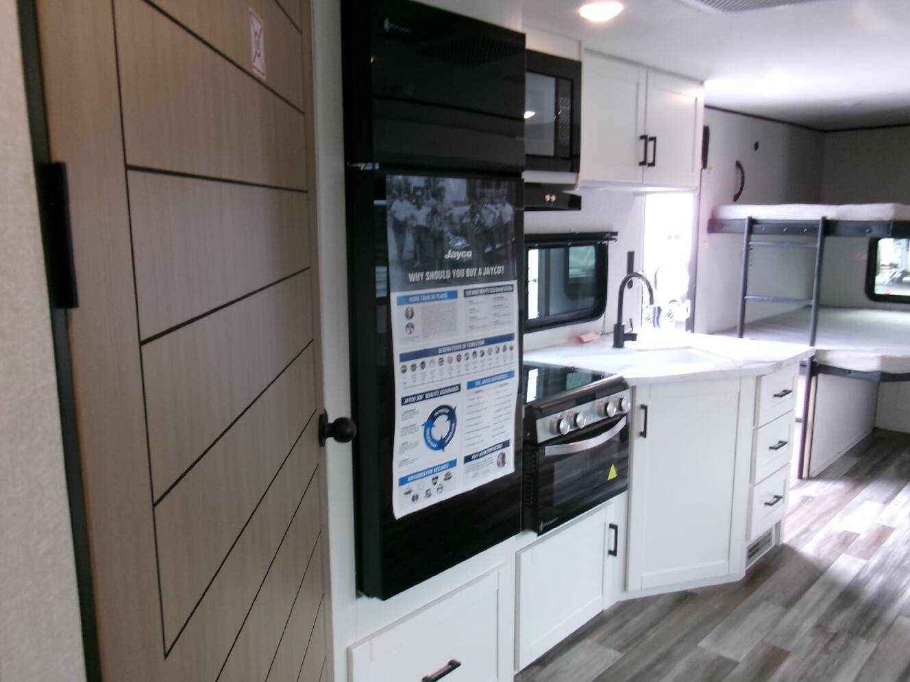 A photo of this 2026 Jayco Jay Flight SLX 263BHSW