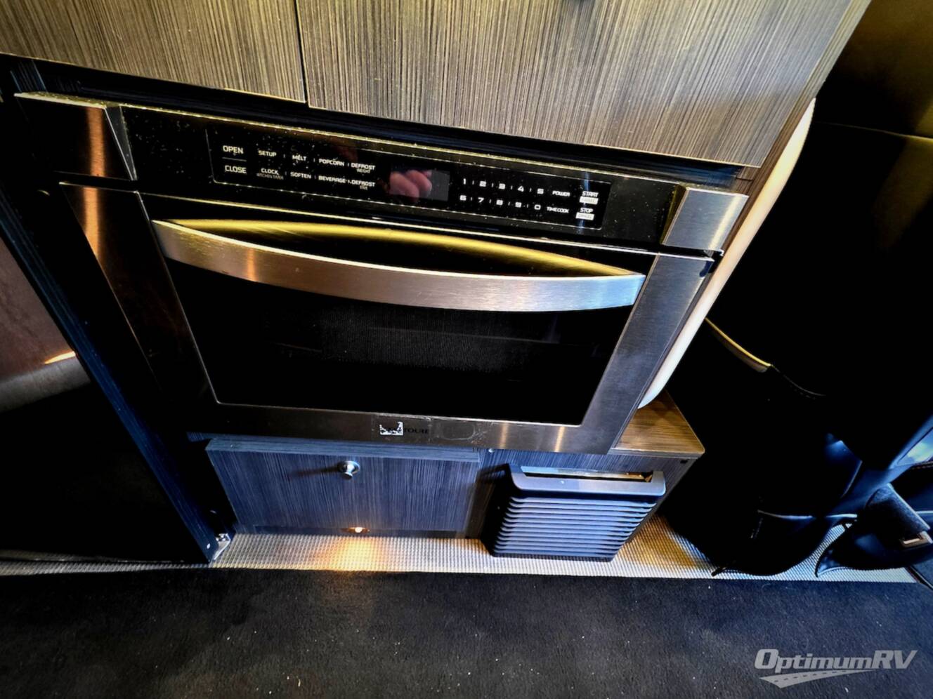 A photo of this 2020 Airstream Interstate Lounge EXT Std. Model