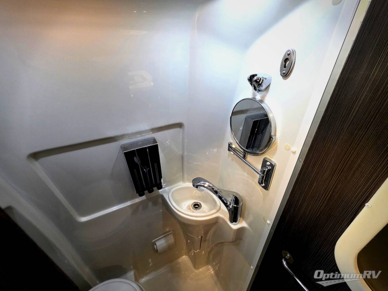 A photo of this 2020 Airstream Interstate Lounge EXT Std. Model