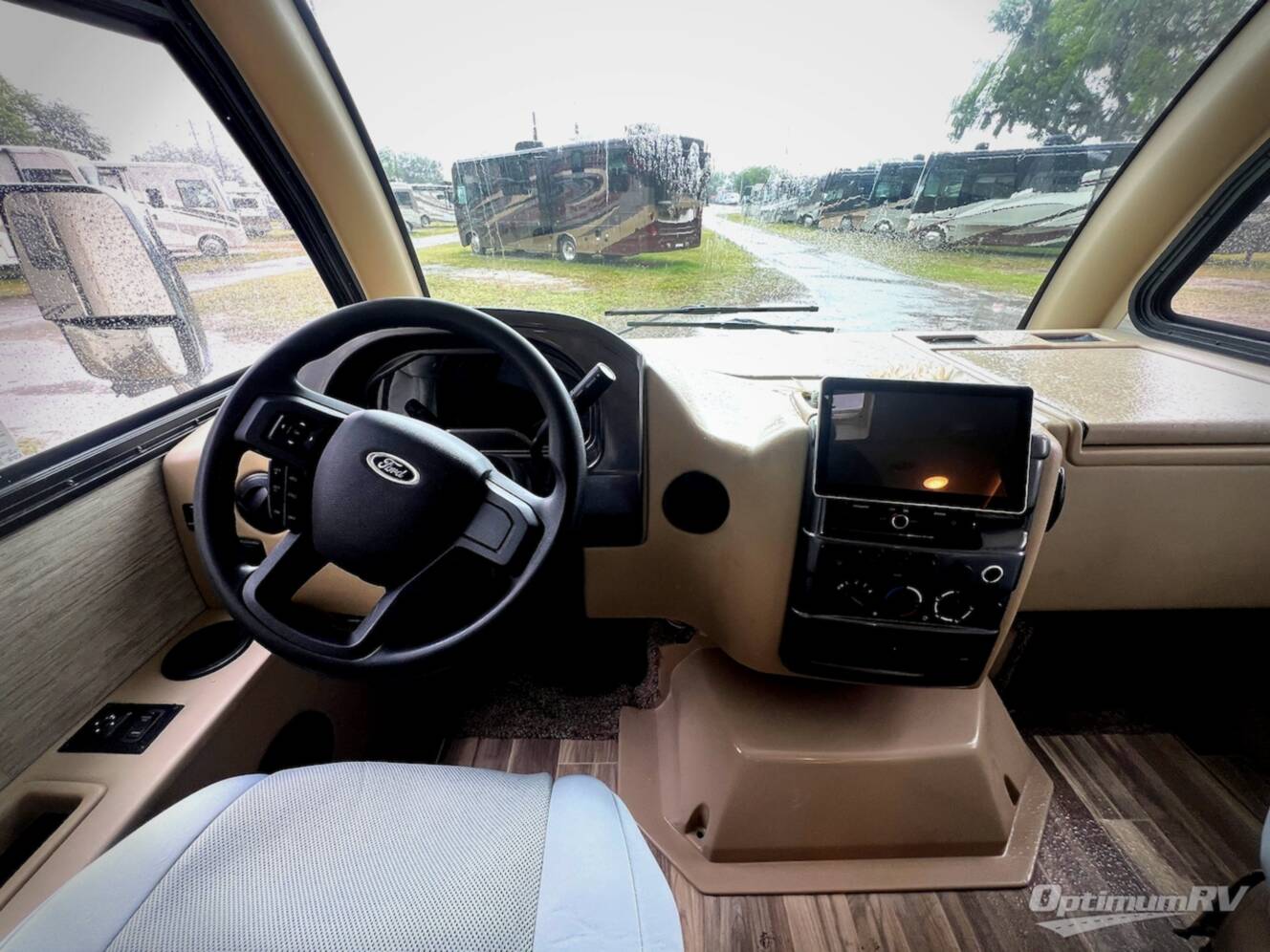 A photo of this 2021 Thor Axis 24.1