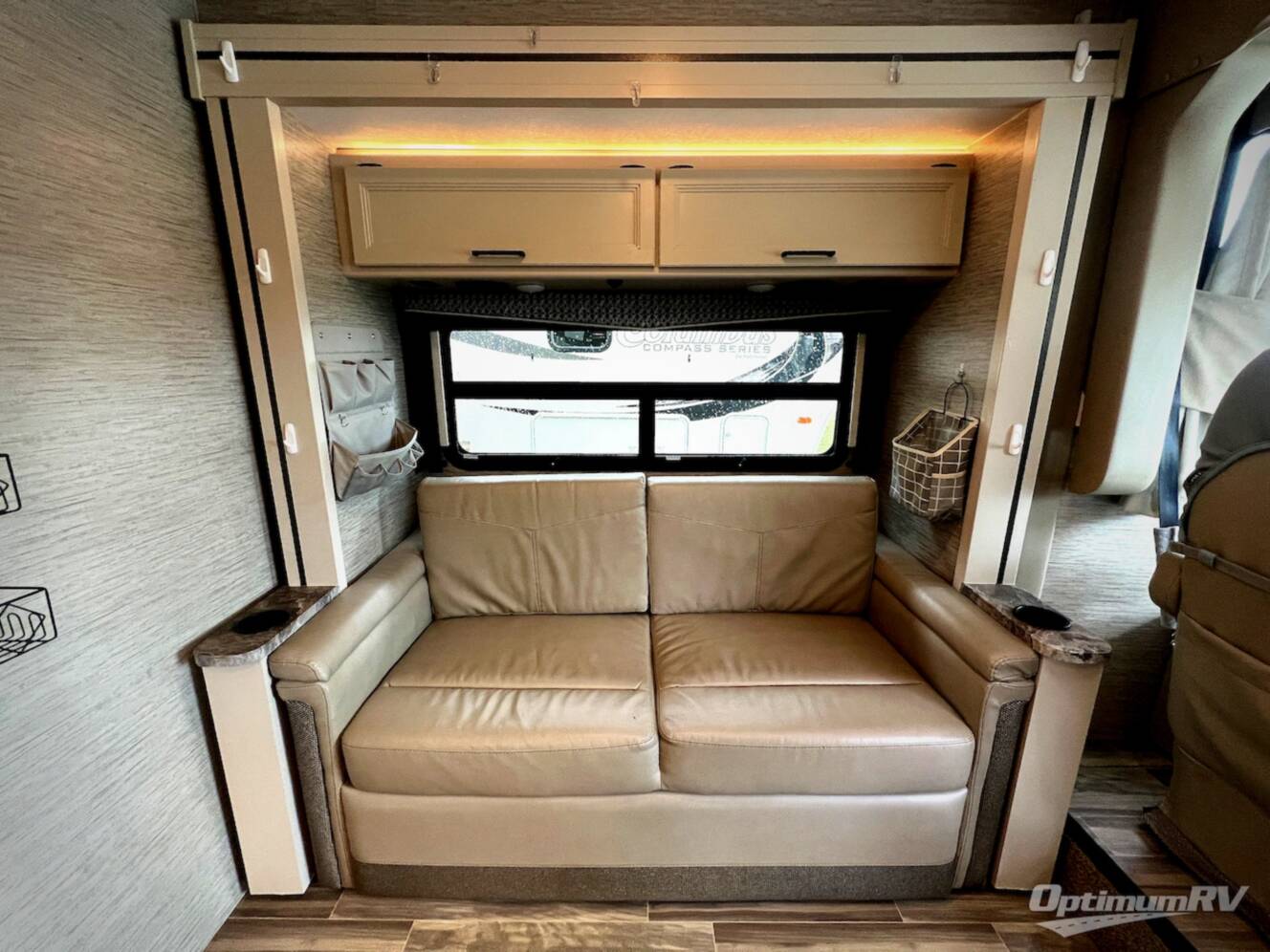 A photo of this 2021 Thor Axis 24.1