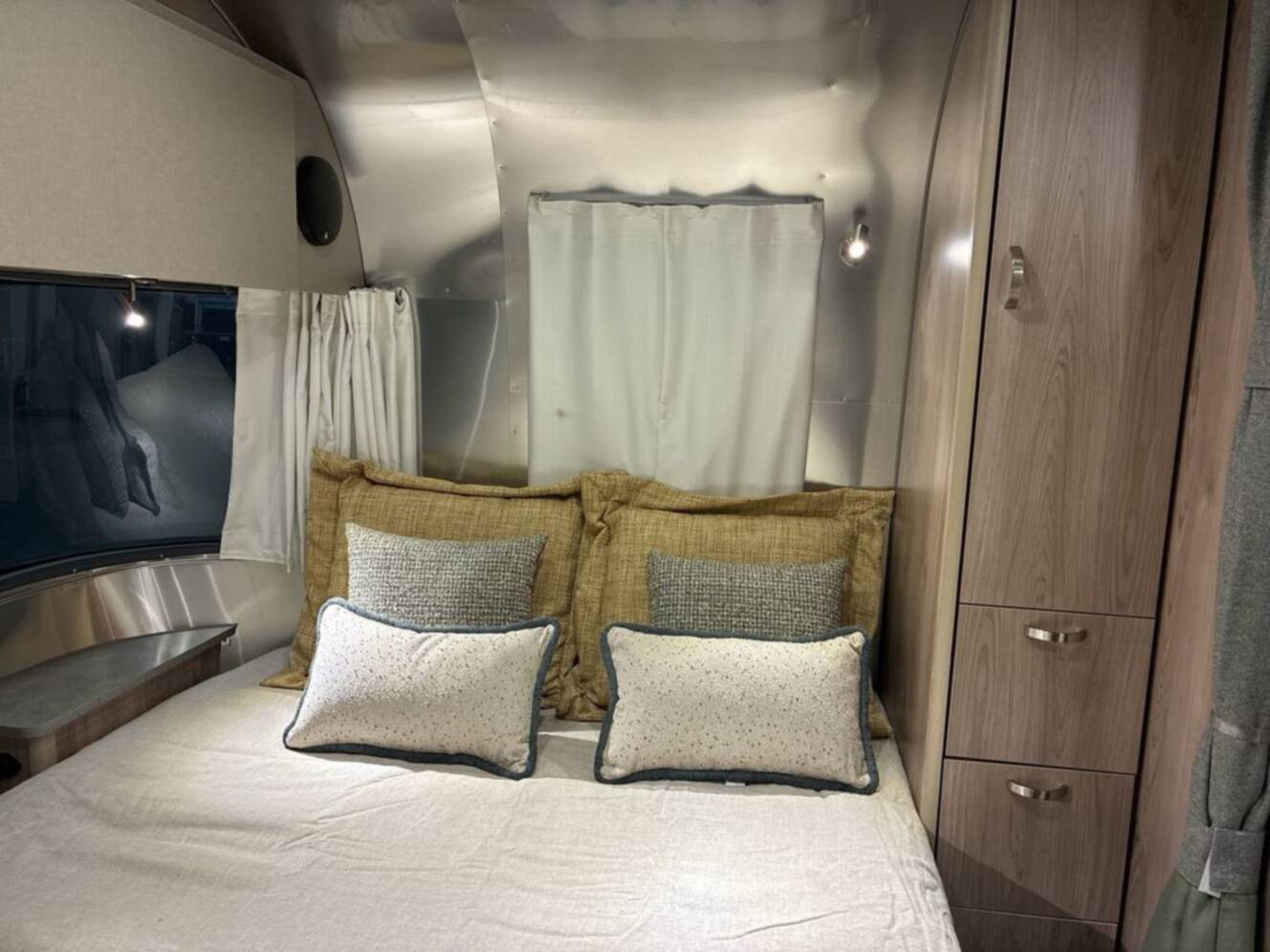 A photo of this 2027 Airstream Flying Cloud 25FB