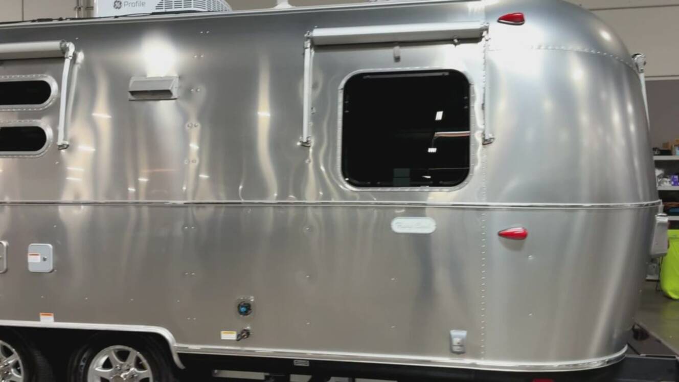 A photo of this 2027 Airstream Flying Cloud Bunk 30FBB