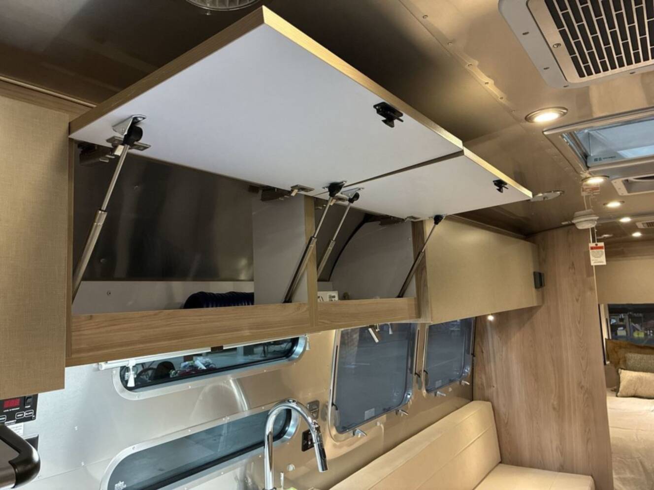 A photo of this 2027 Airstream Flying Cloud Bunk 30FBB