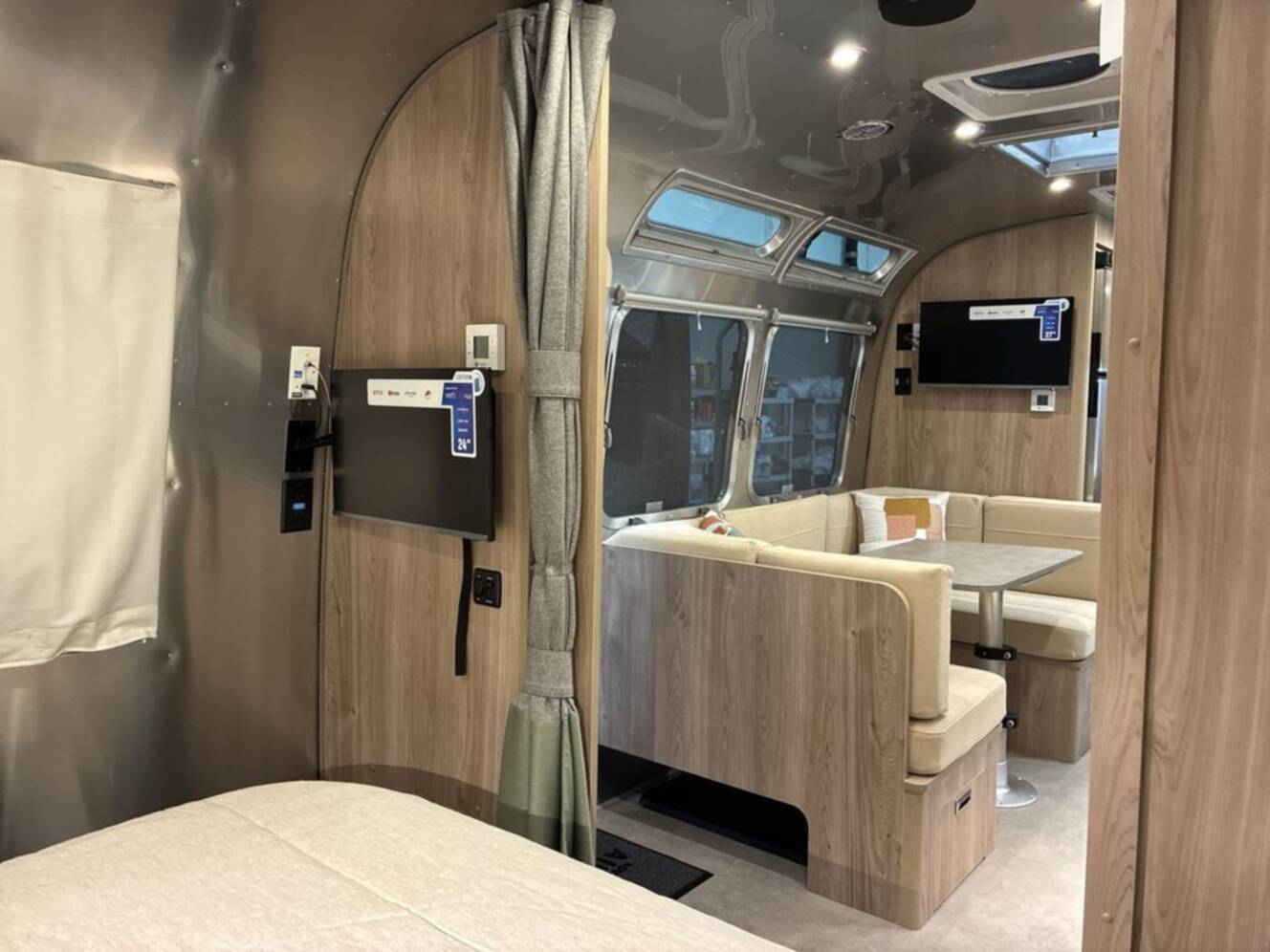 A photo of this 2027 Airstream Flying Cloud Bunk 30FBB