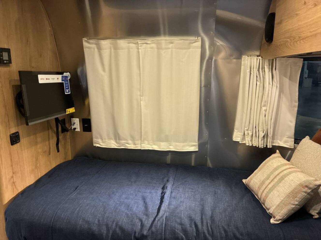 A photo of this 2027 Airstream Trade Wind 25FB