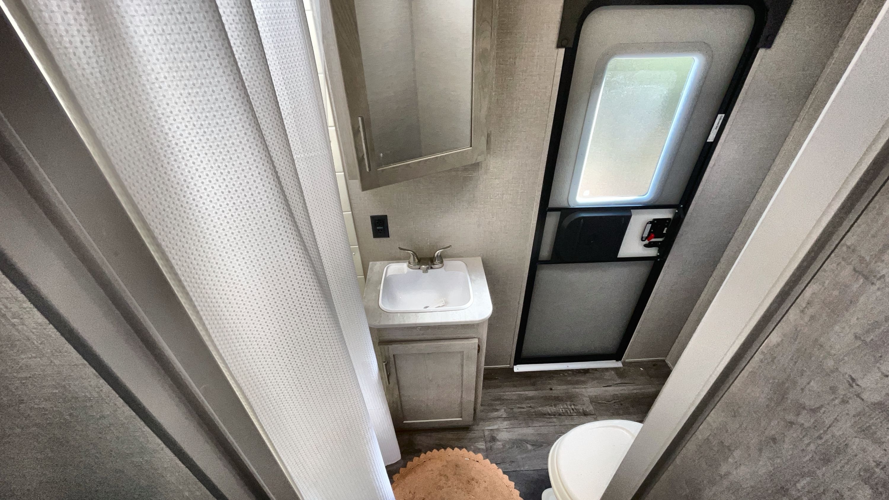 2022 Coachmen CATALINA LEGACY 323BHDSCK in manassas VA