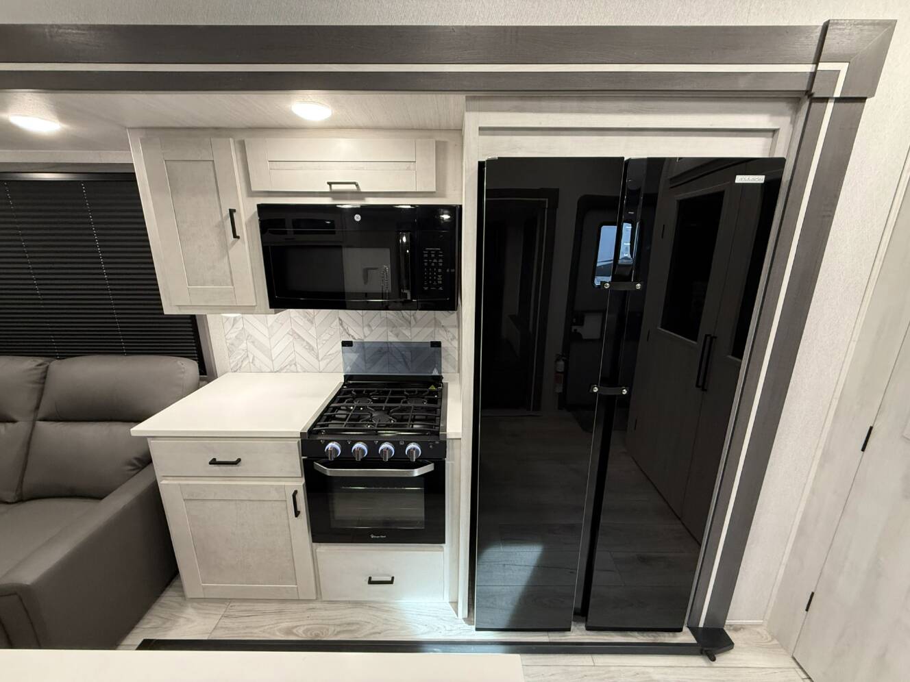 A photo of this 2025 East To West TANDARA 321RL-OK
