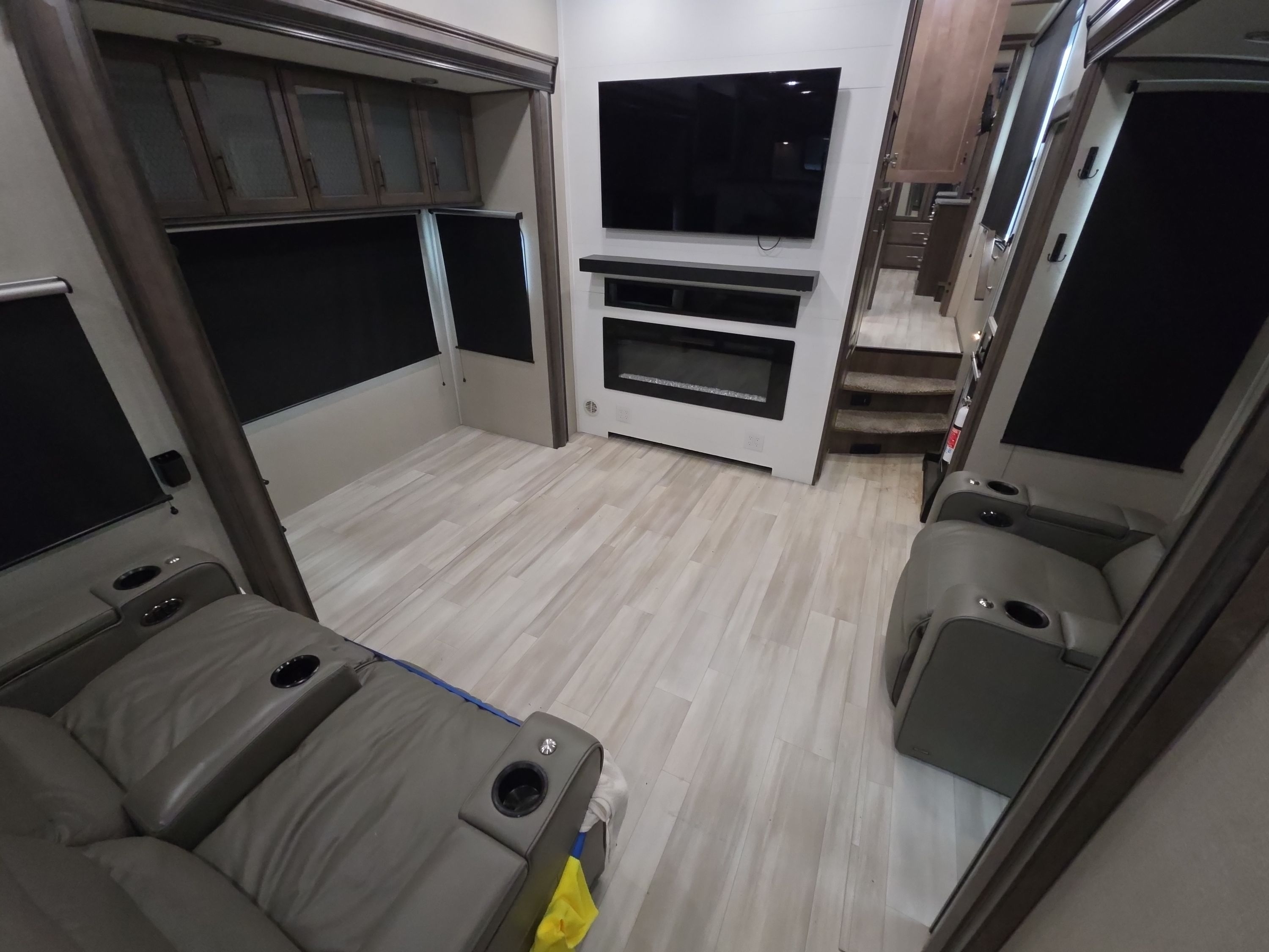 2022 Grand Design SOLITUDE 390RK in newhall CA