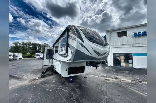2022 Grand Design SOLITUDE 280RK in pinellas park FL
