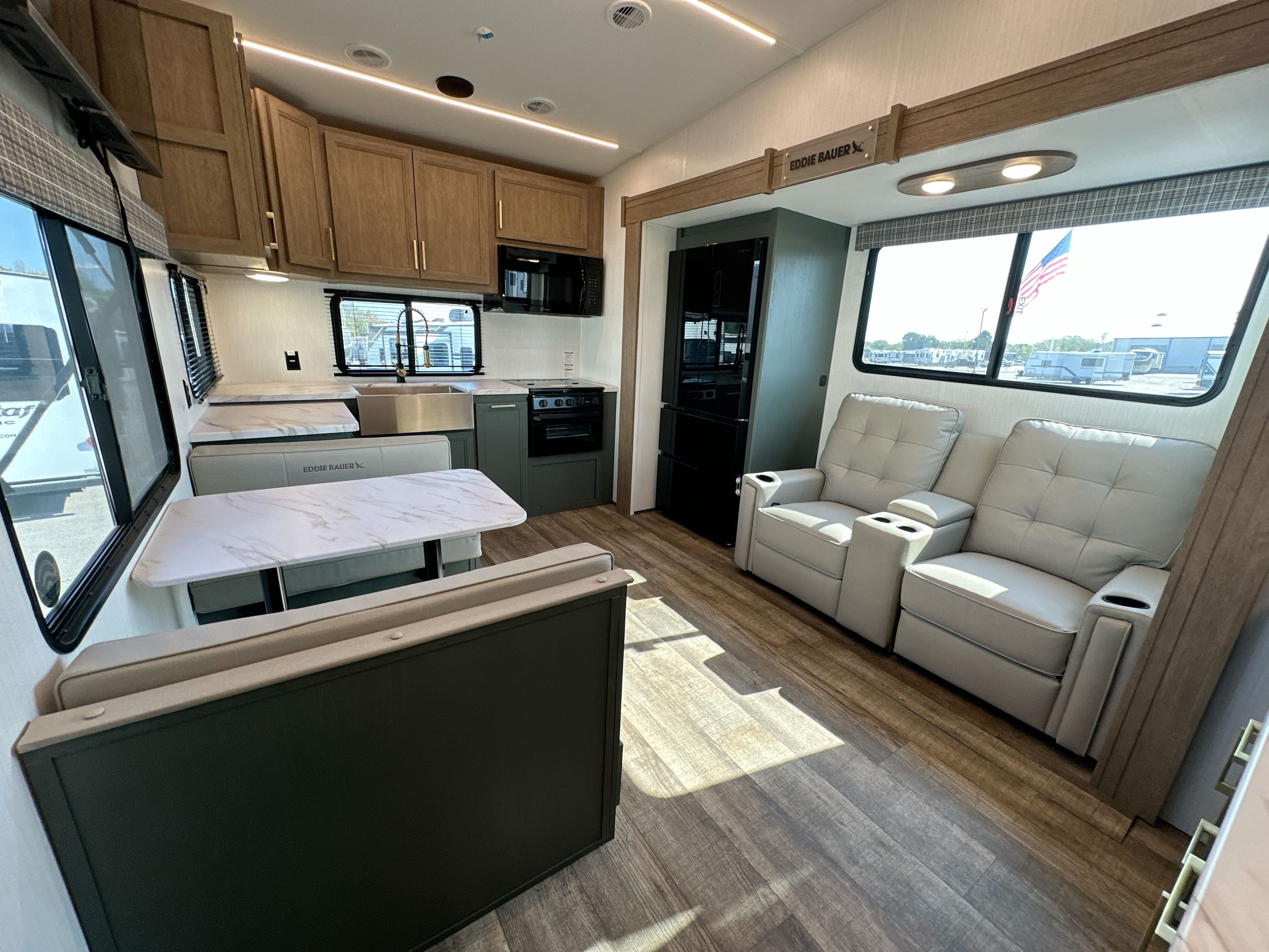 2025 Heartland EDDIE BAUER SIGNATURE 2500RK in poteau OK