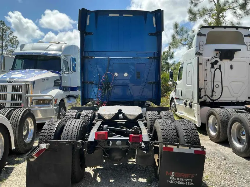 2020 INTERNATIONAL LT625