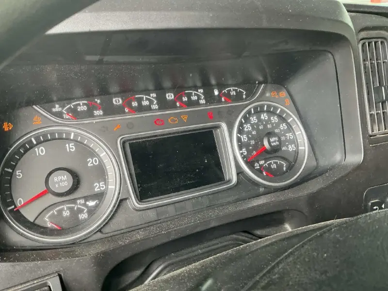 2020 INTERNATIONAL LT625