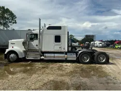 2002 KENWORTH W900L