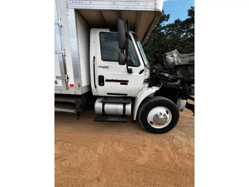 2019 INTERNATIONAL 4300