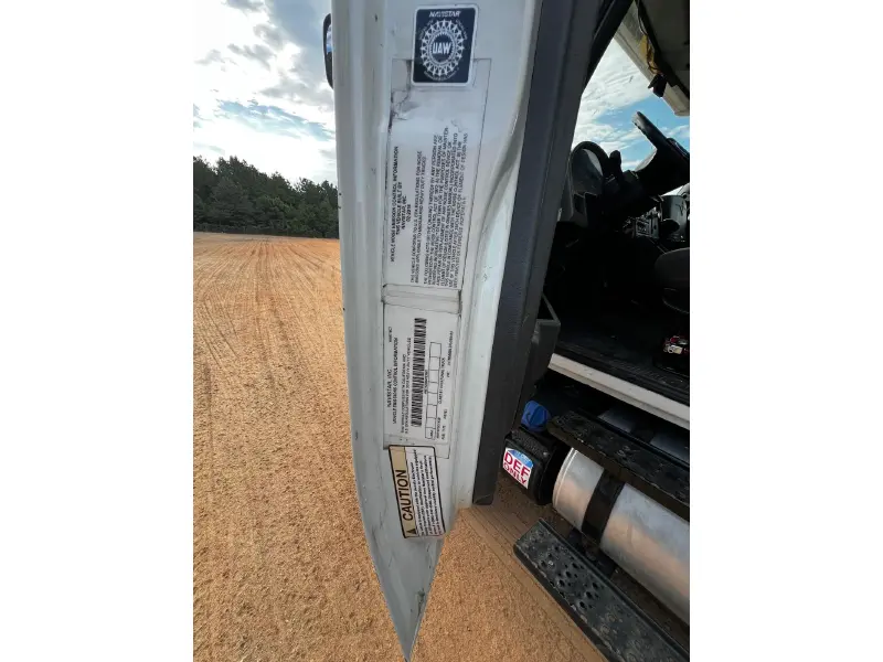 2019 INTERNATIONAL 4300