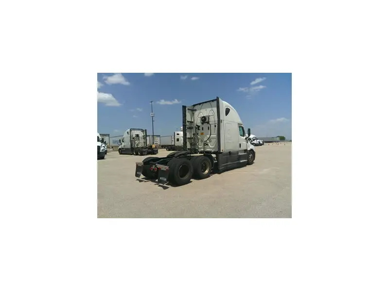 2022 Freightliner Cascadia