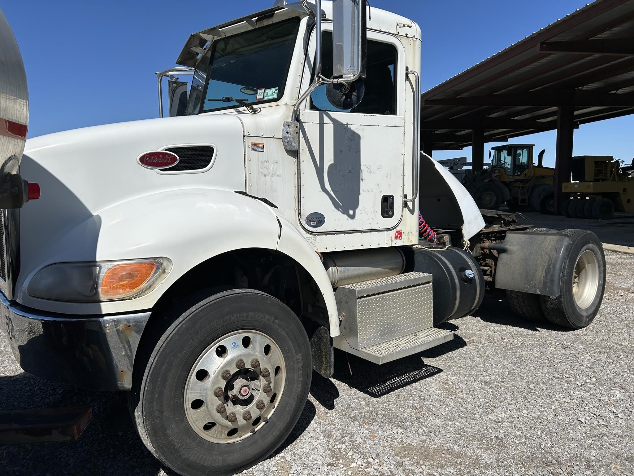 2014 PETERBILT 337 in Covington, TN