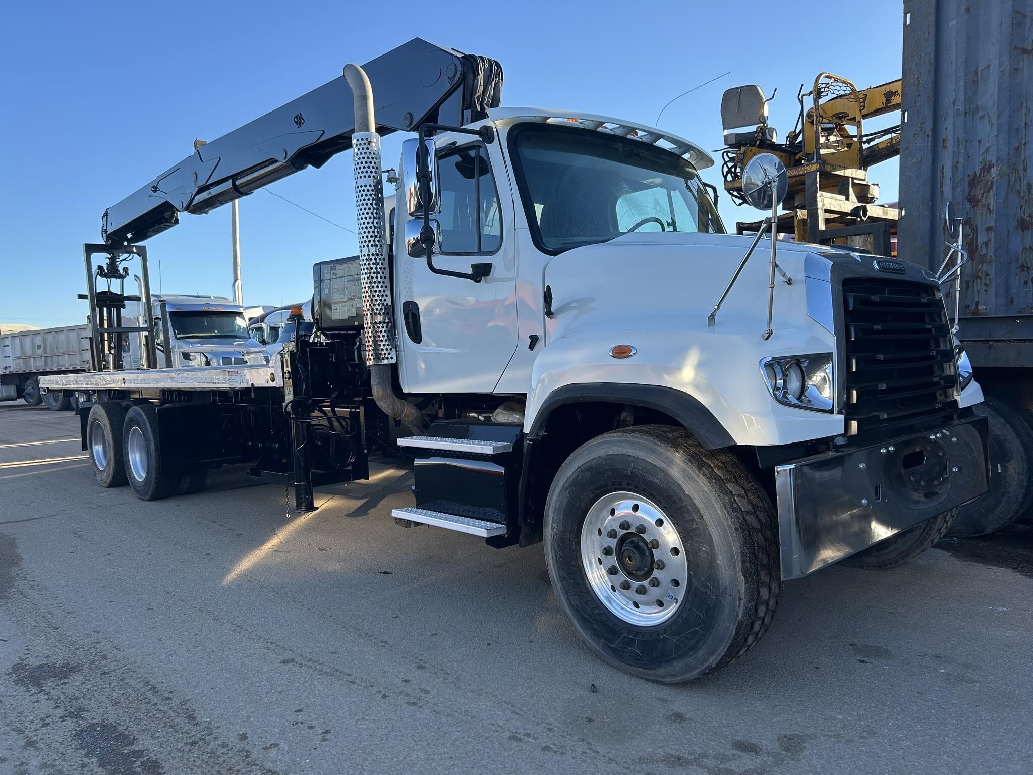 2018 FREIGHTLINER 114 SD in Covington, TN