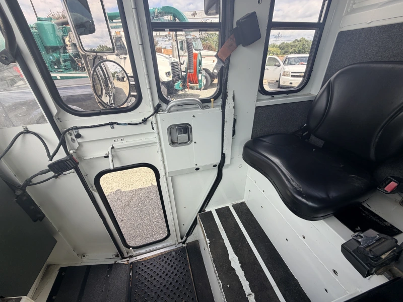 2017 CRANE CARRIER LET2 CC