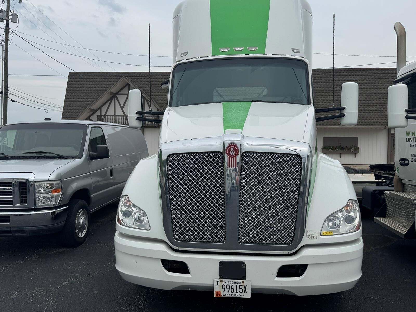 2015 KENWORTH T680 in Berne, IN