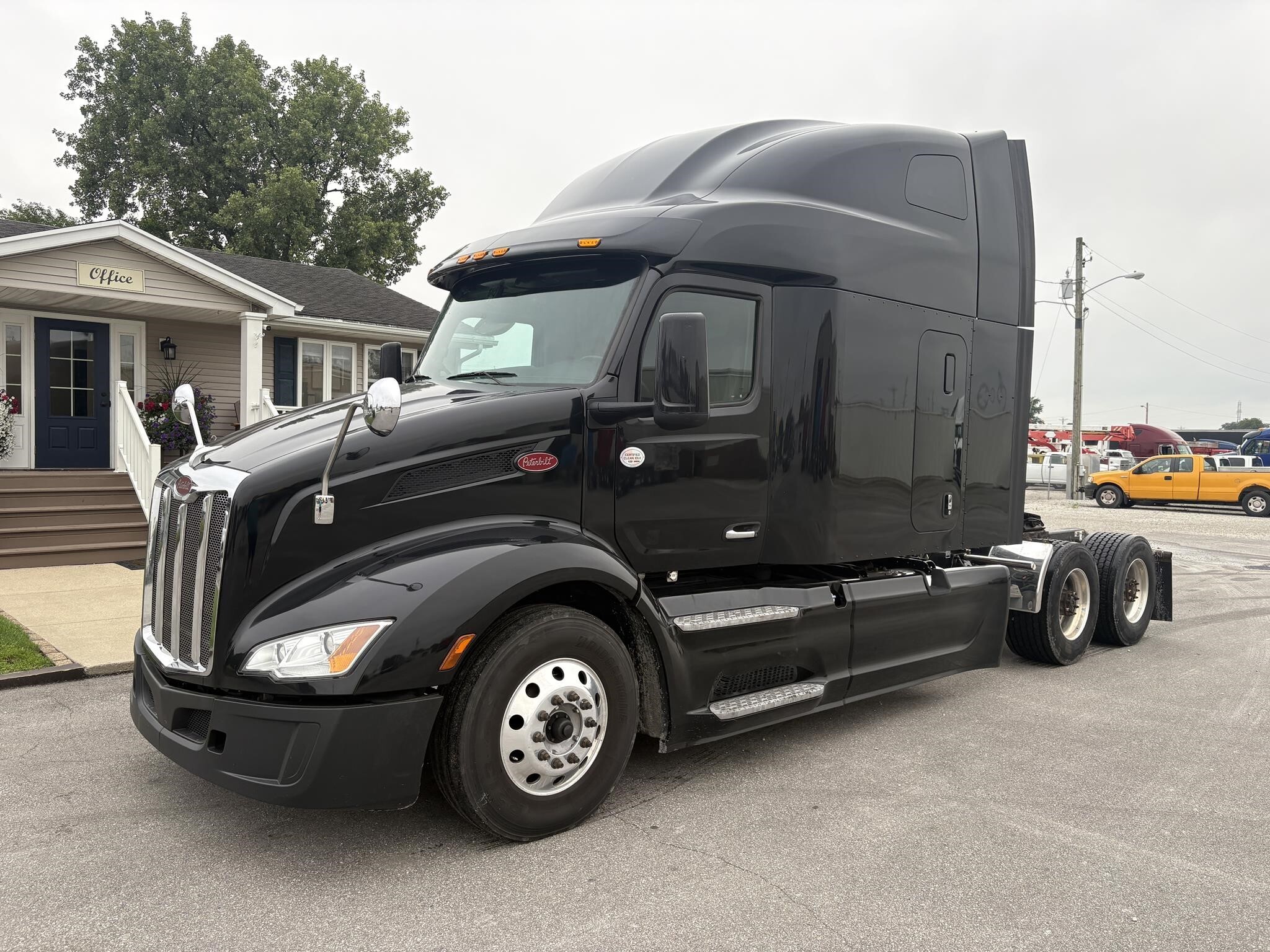2022 PETERBILT 579 in South Bend, IN