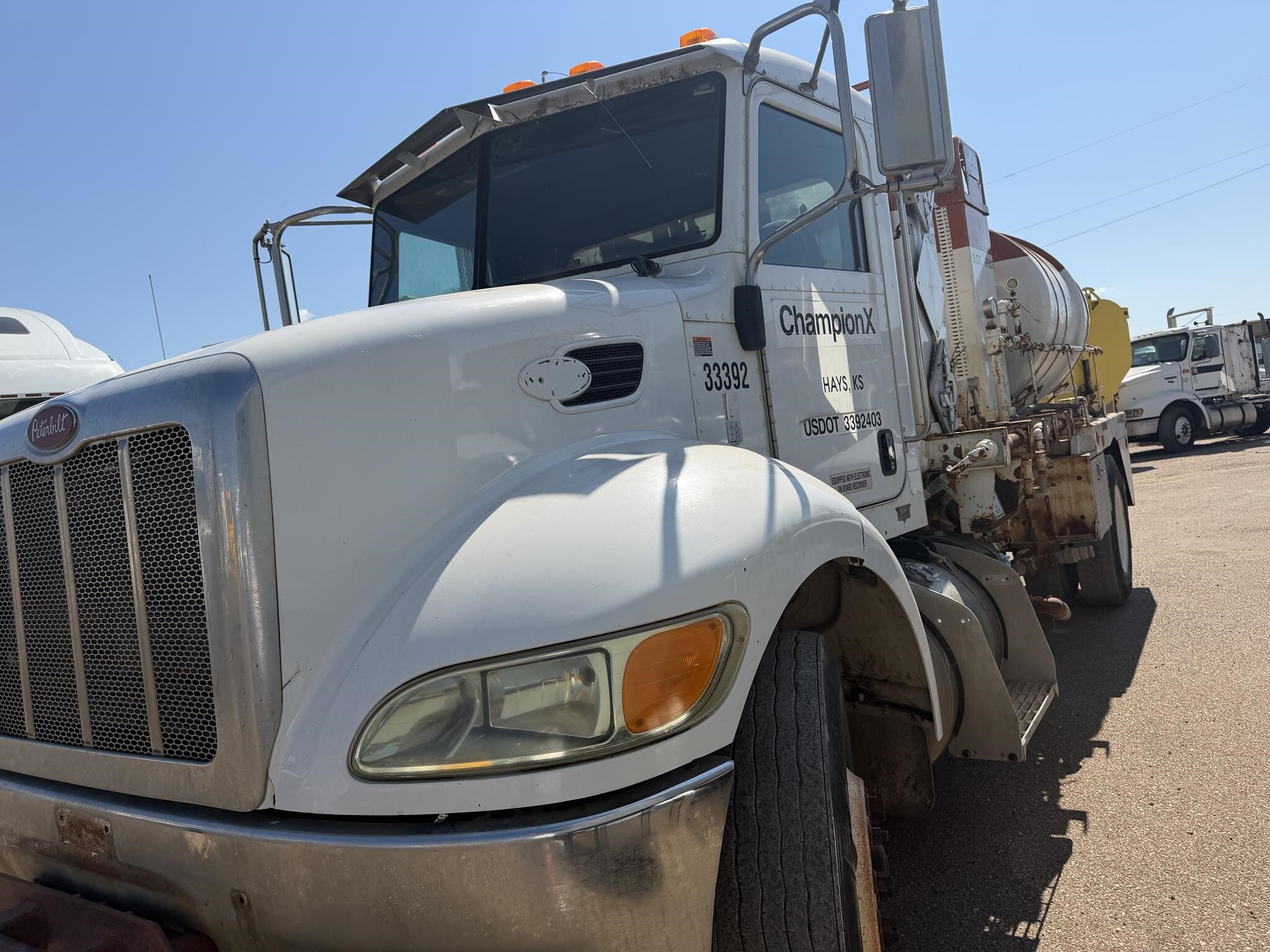 2012 PETERBILT 337 in Covington, TN