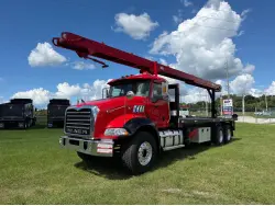 2014 MACK GRANITE GU813